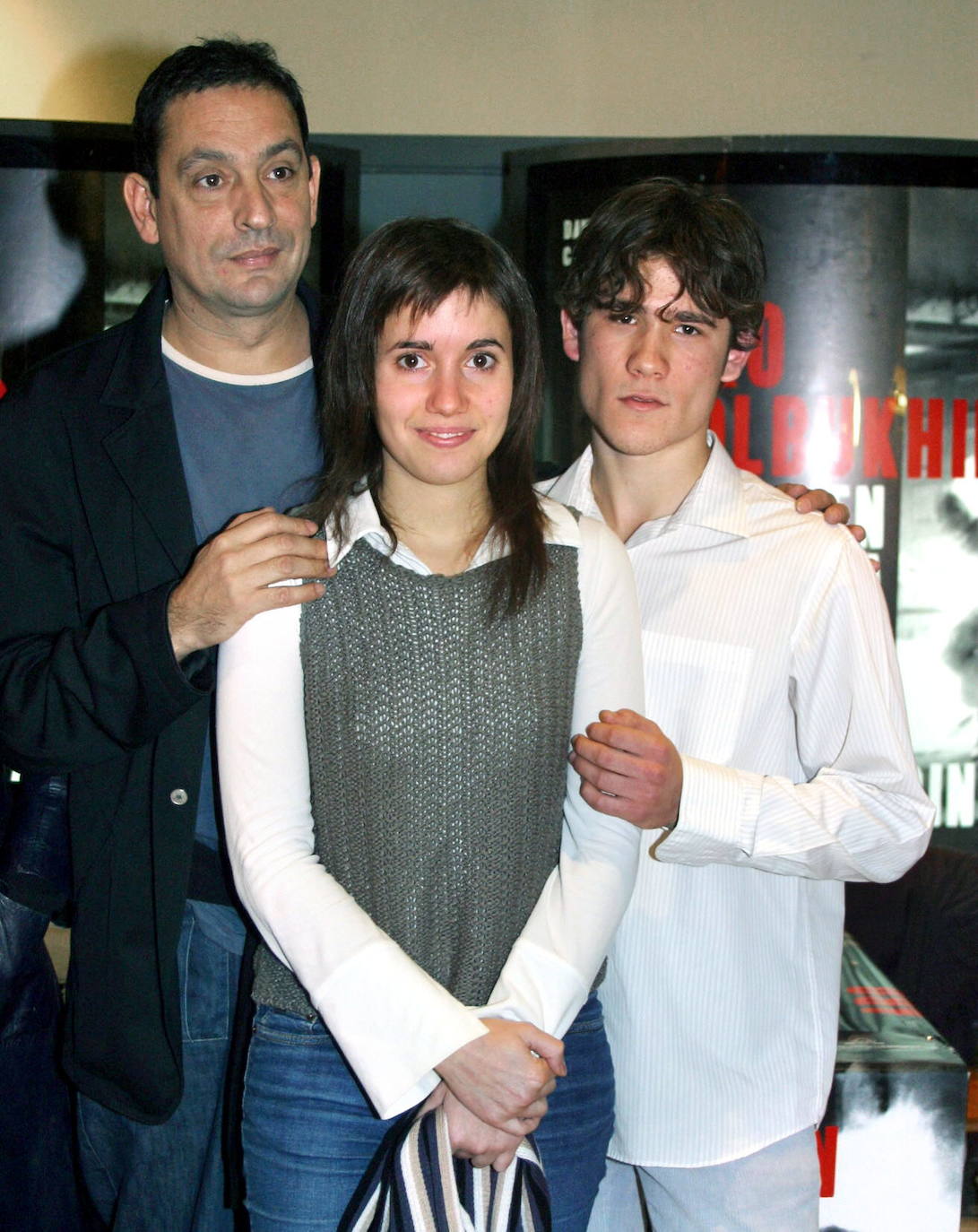 Agustí Villaronga, junto al actor Zóltán Jórdan y la actriz Mariona Castillo, protagonistas de 'Aro Tolbukhin en la mente del asesino'.