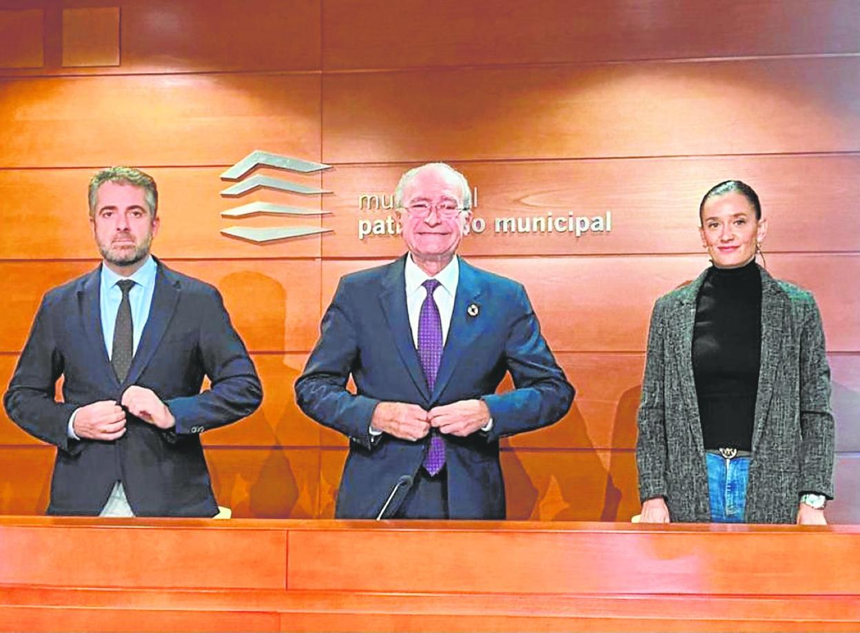 Carlos Conde, Francisco de la Torre y Elisa Pérez de Siles, una de las favoritas a suceder al alcalde. PRQ