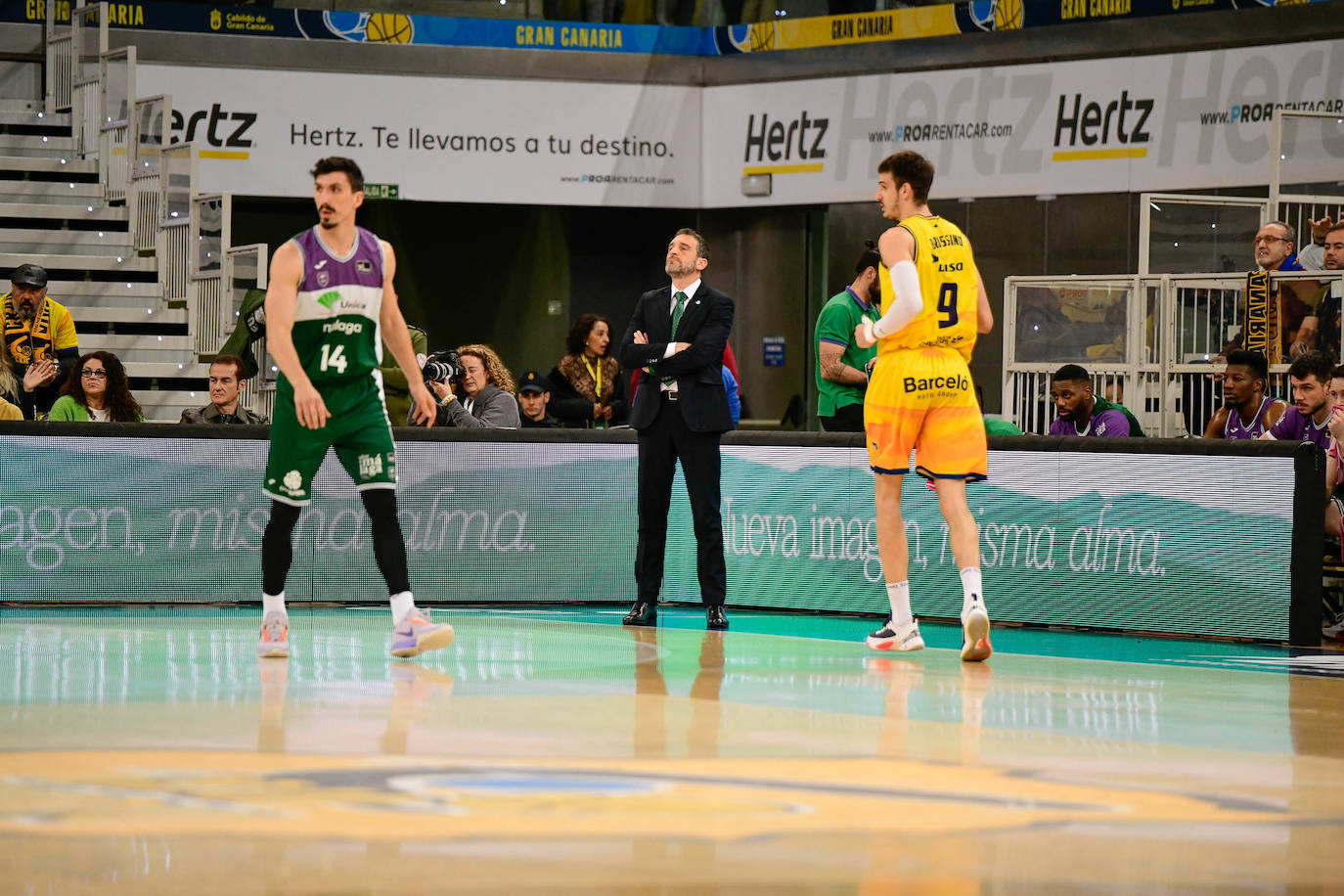 Derrota del Unicaja ante el Gran Canaria (88-70). 