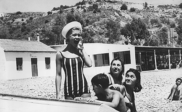 Marisol, en las playas de El Palo. 