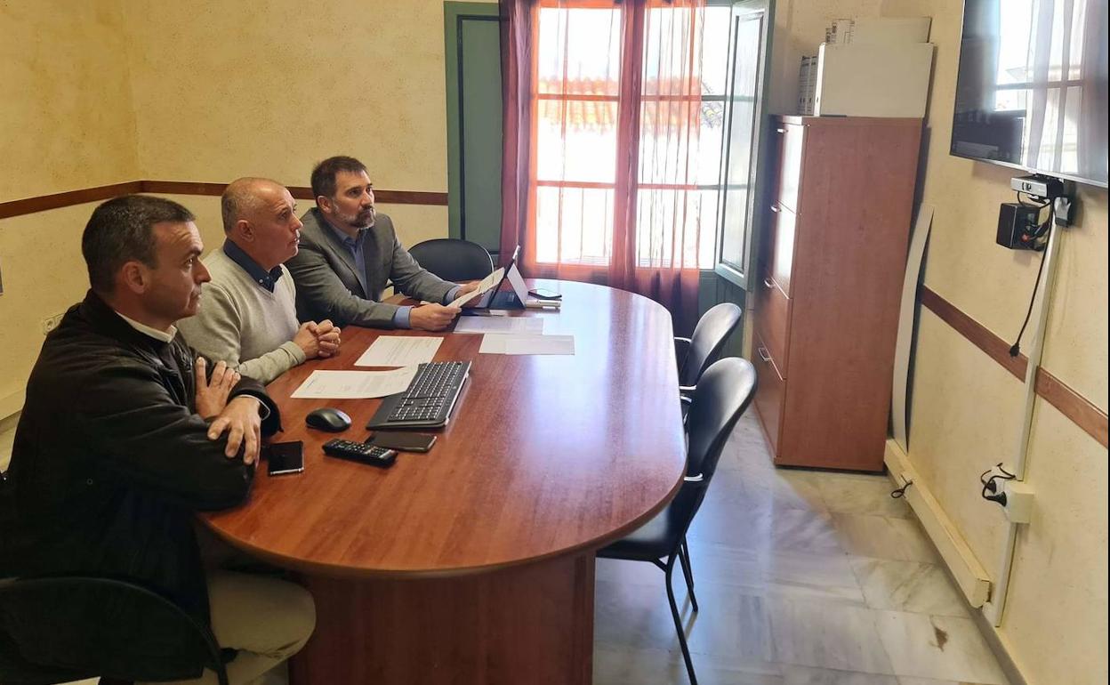 Manilva solicita a la Junta la rehabilitación de cien VPO