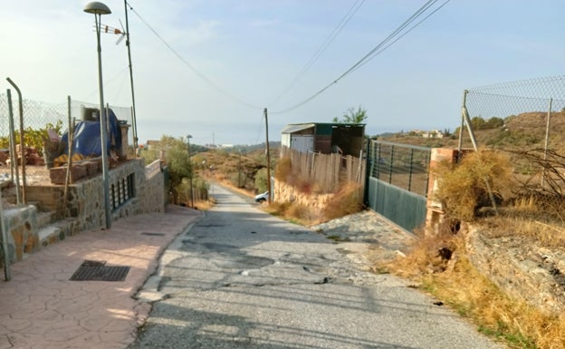 El carril de Pizarro en Benagalbón será mejorado. 