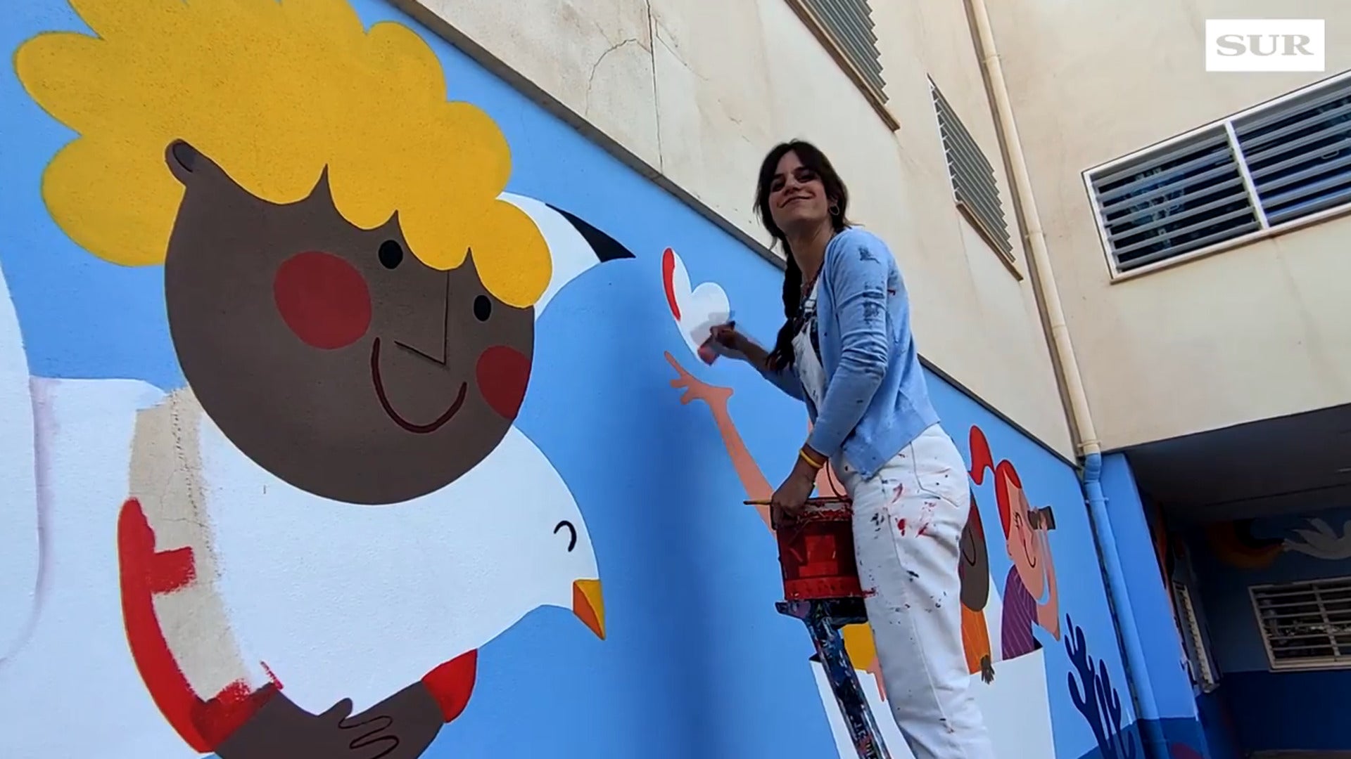 Murales cargados de colores y valores para colegios de Málaga