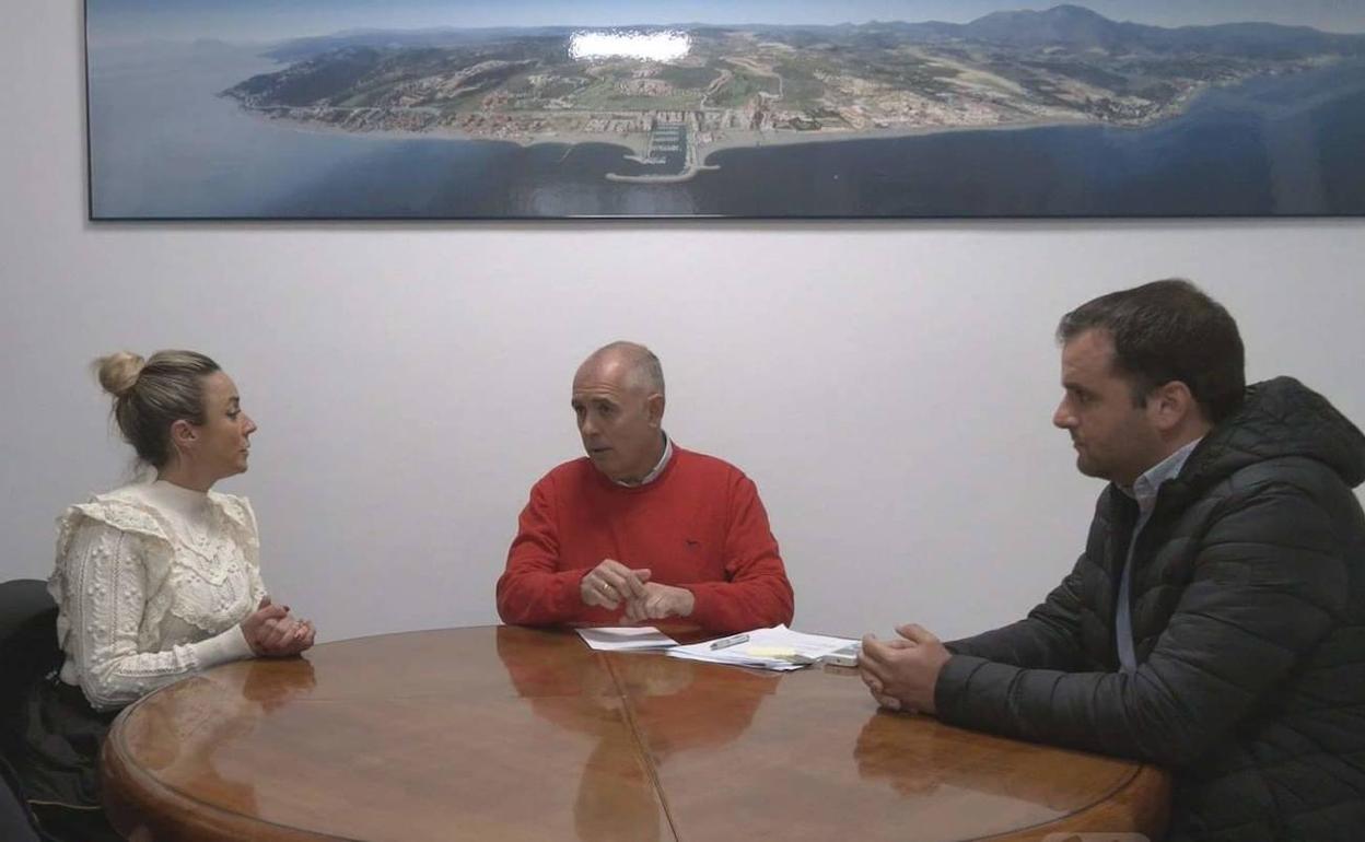 Reunión a tal efecto. 