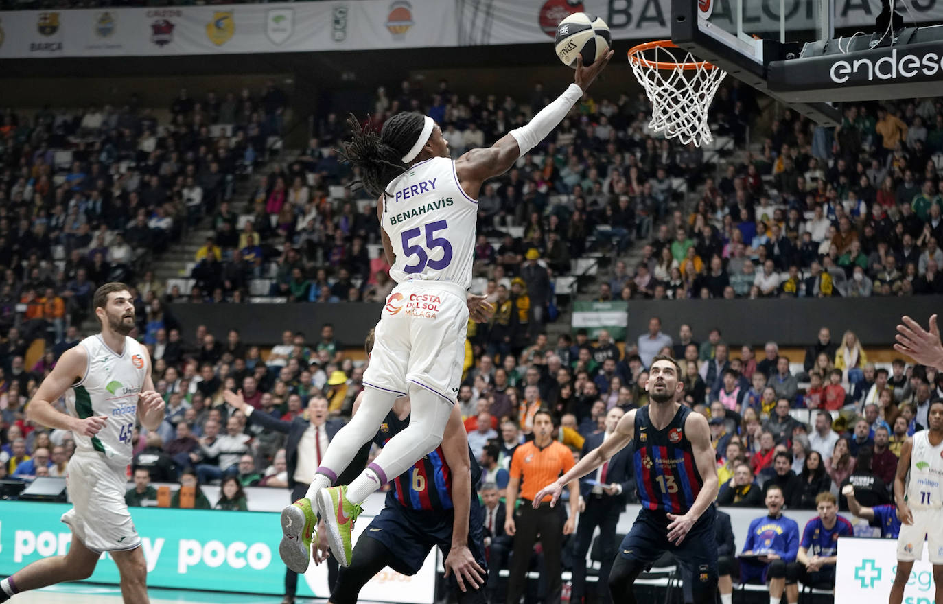 Las mejores fotografías del Barcelona-Unicaja de la Copa del Rey de Baloncesto 2023. 