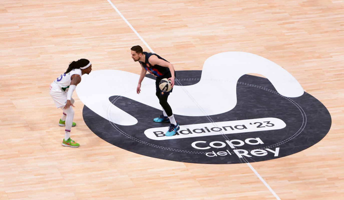 Las mejores fotografías del Barcelona-Unicaja de la Copa del Rey de Baloncesto 2023. 