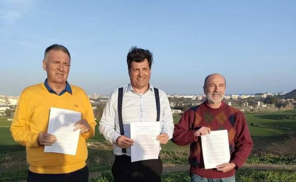 PP, Izquierda Unida y SoydeMijas firman un documento para pedir el atraso del Gran Parque Costa del Sol