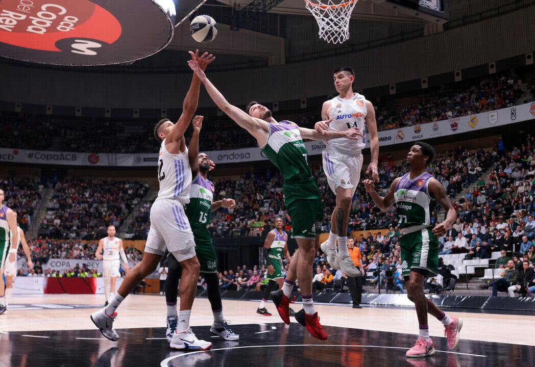 Partido disputado en el Olimpic de Badalona.