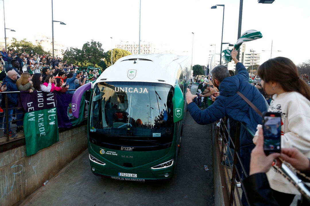 Un partido cargado de morbo y tensión disputado en el Olimpic de Badalona