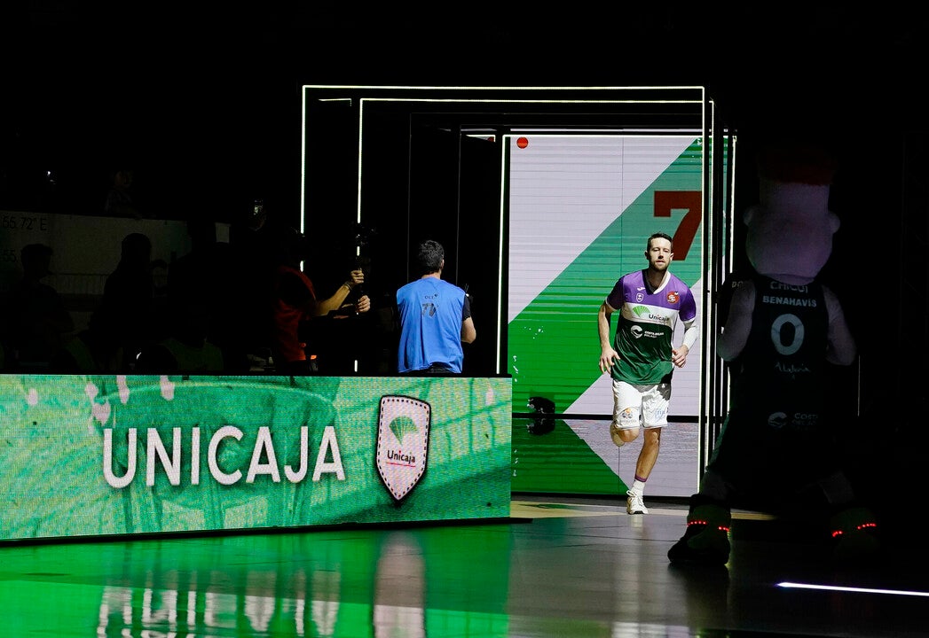 Un partido cargado de morbo y tensión disputado en el Olimpic de Badalona