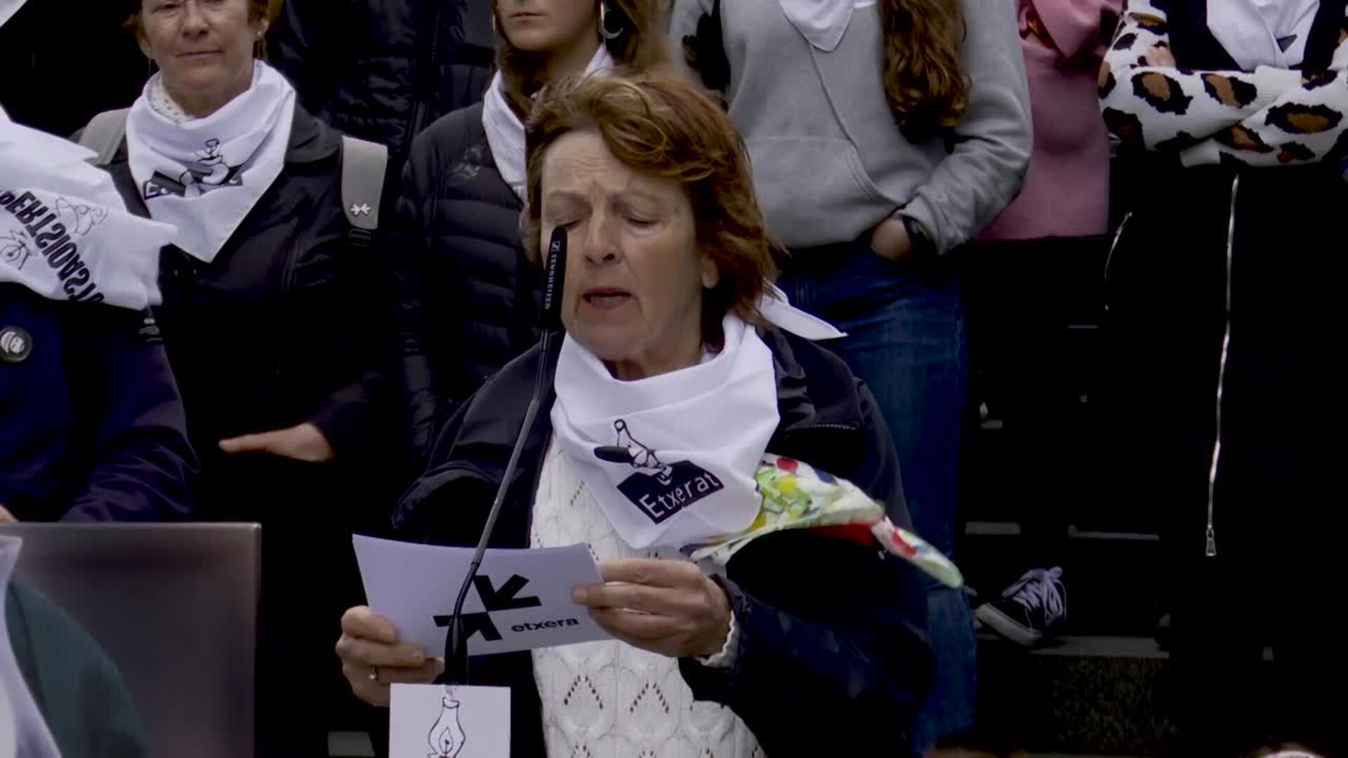 Etxerat ve "buena noticia" el fin de la dispersión pero pide que concluyan "el camino de regreso"