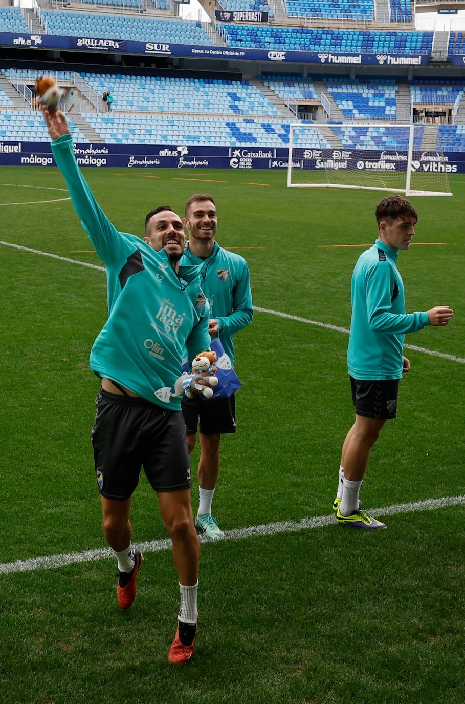 Las mejores fotos del entrenamiento de puertas abiertas del Málaga