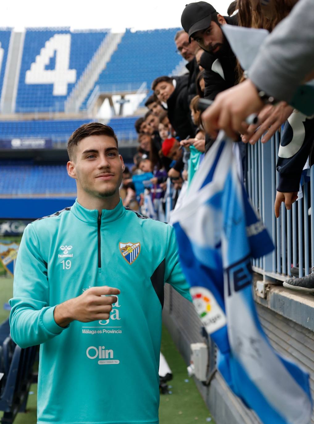 Las mejores fotos del entrenamiento de puertas abiertas del Málaga