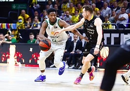 Andrés Feliz y Marcelinho Huertas, en un Tenerife-Joventut, el duelo que va a decidir las plazas finales para la Copa.