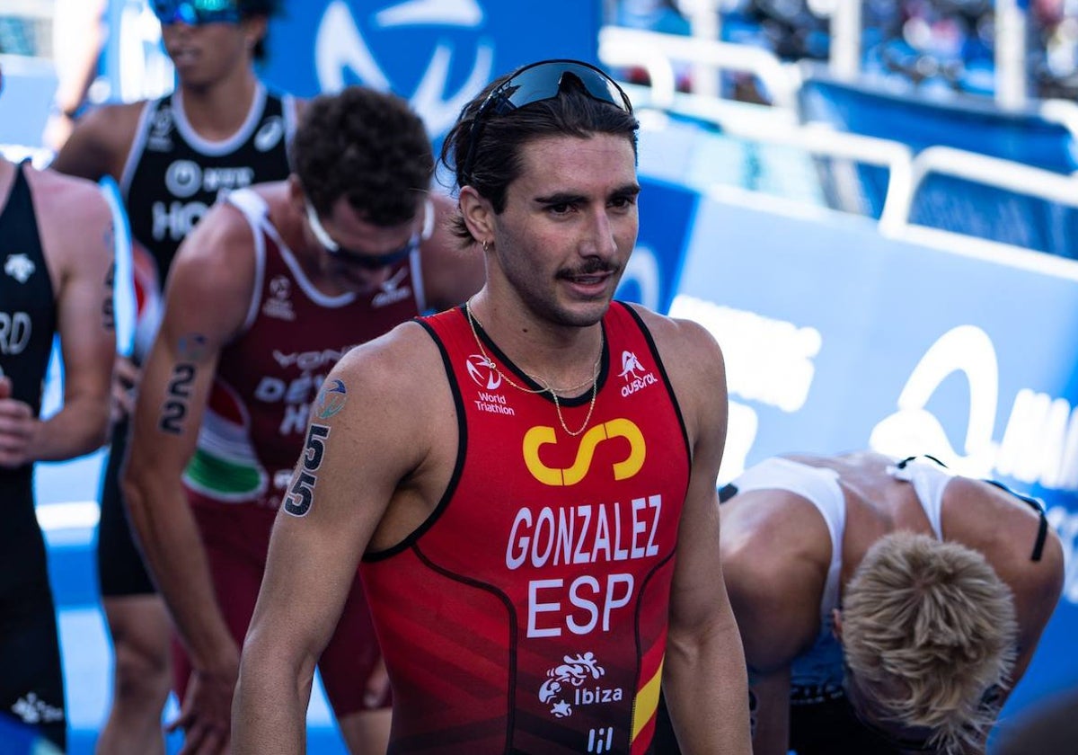 El triatleta malagueño Alberto González, en una prueba.