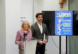 La alcaldesa, Ángeles Muñoz, y su asesor de Empleo, Alejandro Freijo.