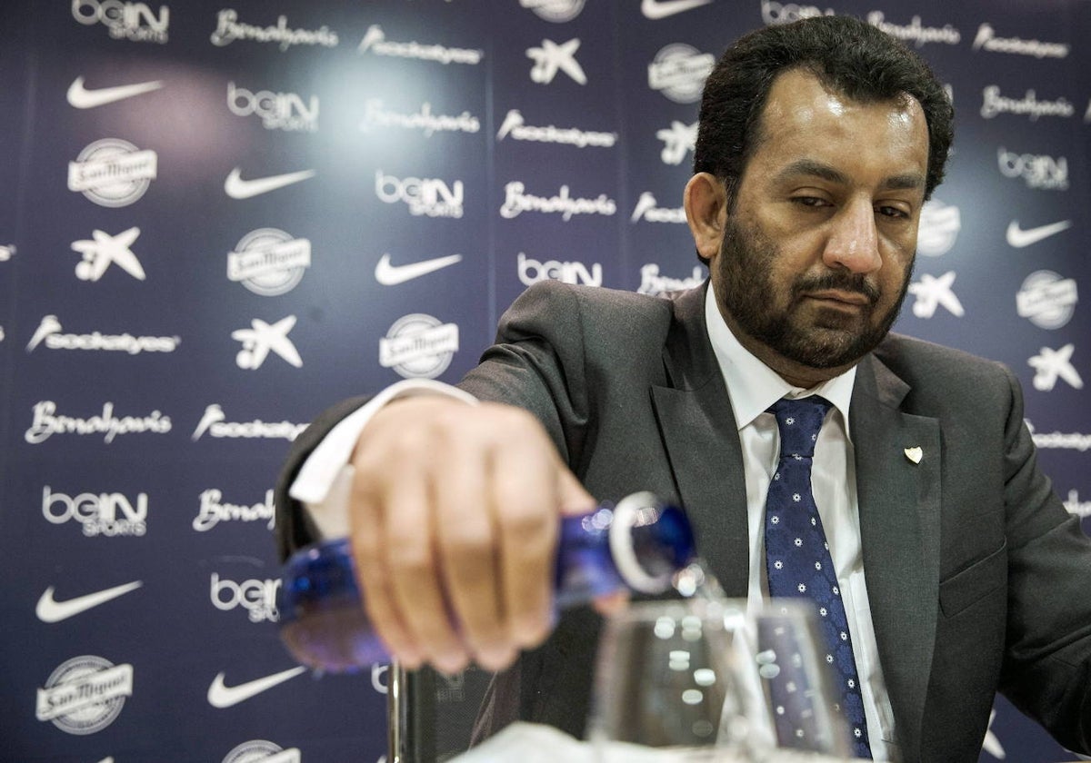 El jeque Abdullah Al-Thani, en la sala de prensa de La Rosaleda.