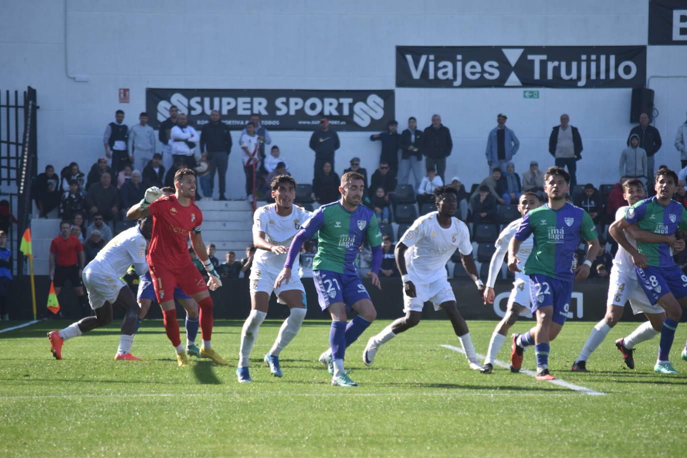 La dura derrota del Málaga en Ceuta, en imágenes