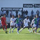 El peor momento del Málaga: a diez puntos del ascenso directo