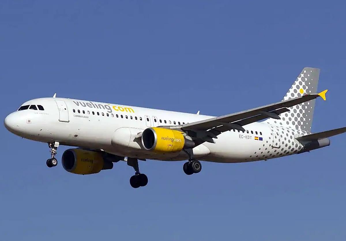 Vueling lanza su outlet de vuelos baratos con precios para volar desde Málaga a 15,45 euros