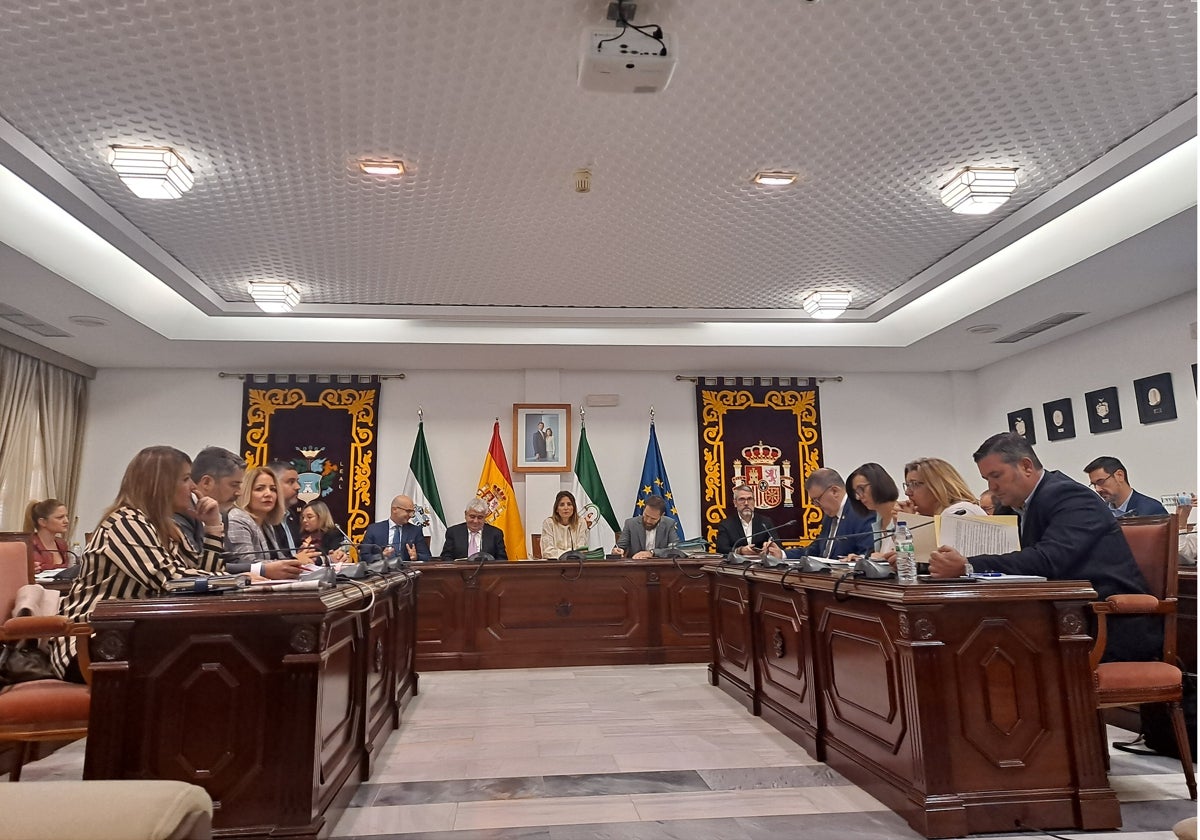 El PSOE acusa al PP en el Gobierno de Mijas de querer crear una «estructura paralela para colocar a amiguetes»
