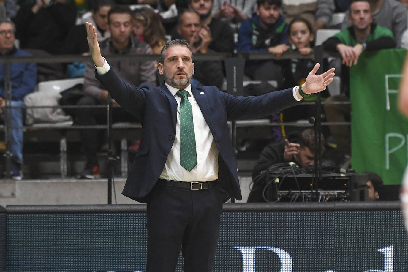 El Joventut-Unicaja, en imágenes