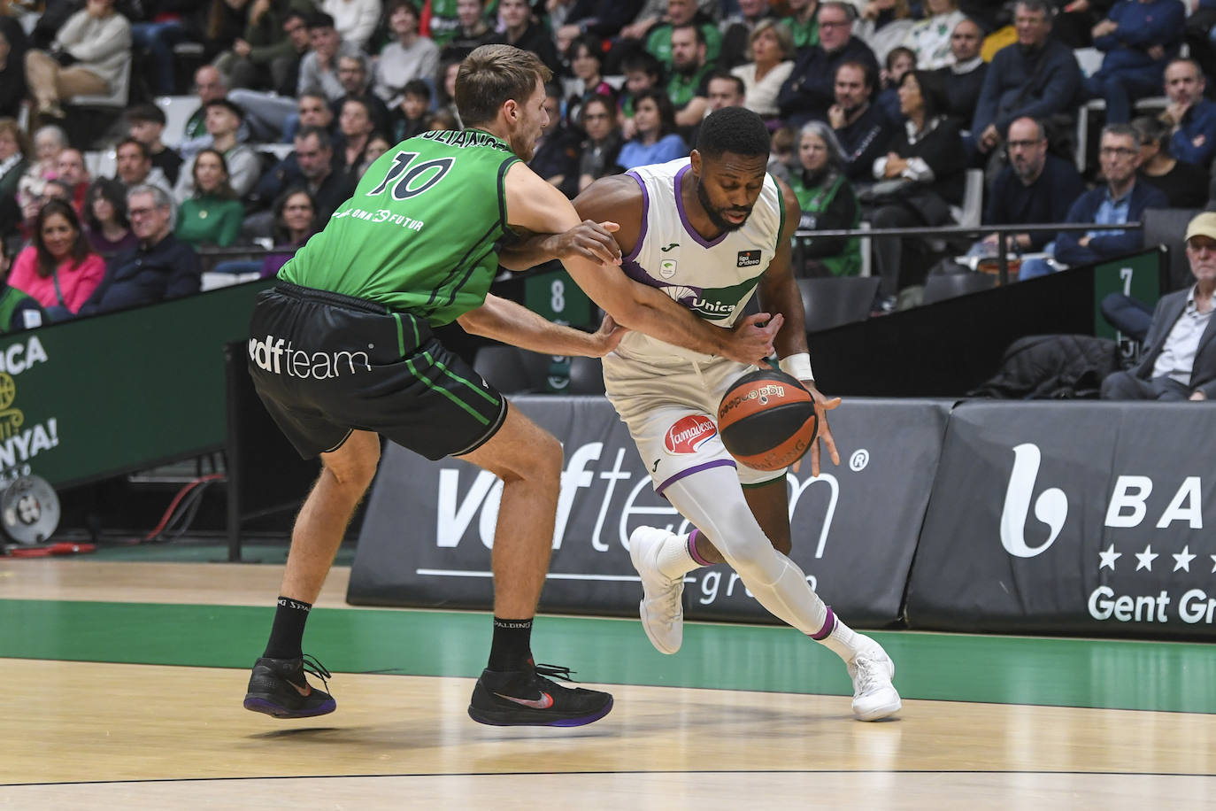 El Joventut-Unicaja, en imágenes