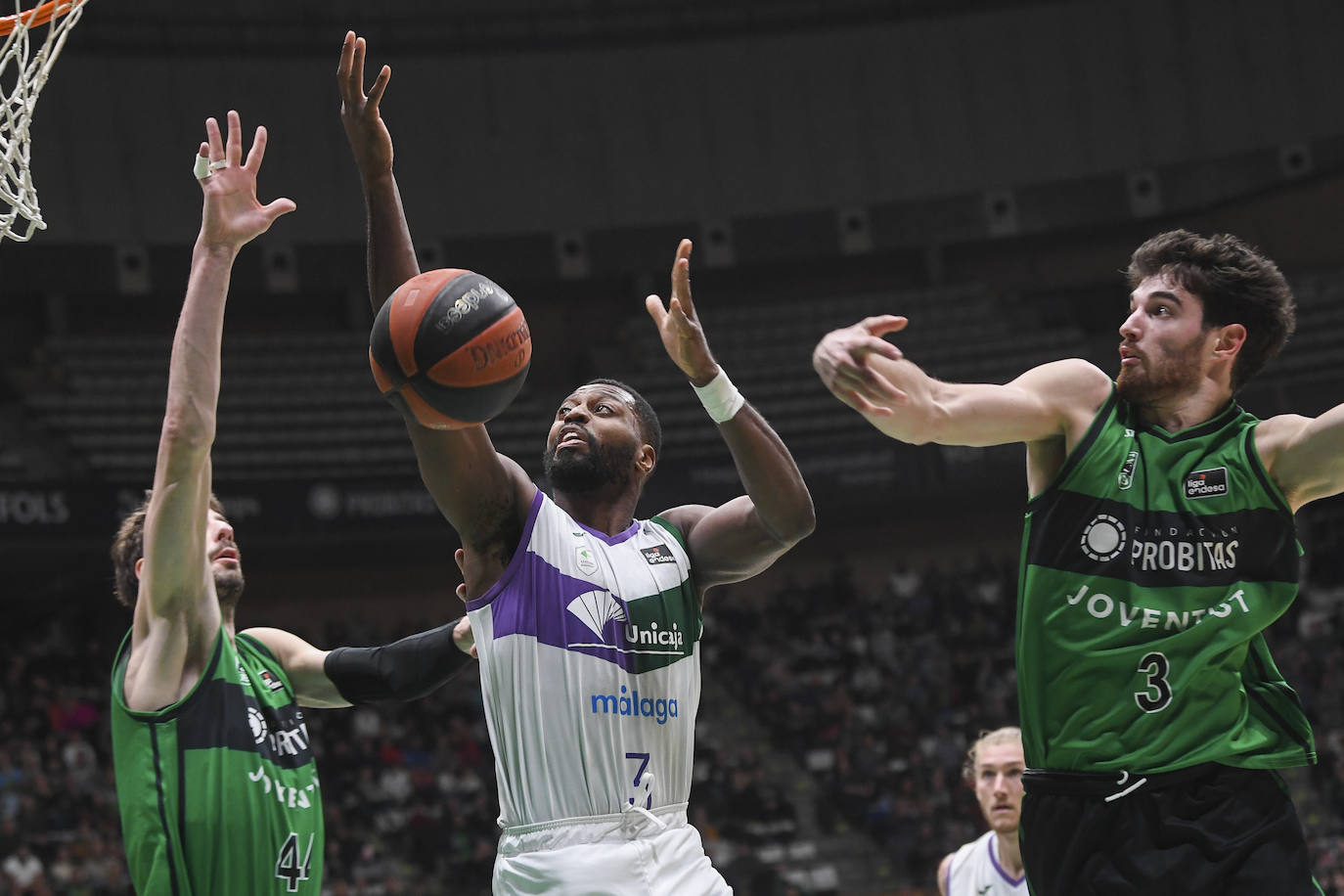 El Joventut-Unicaja, en imágenes