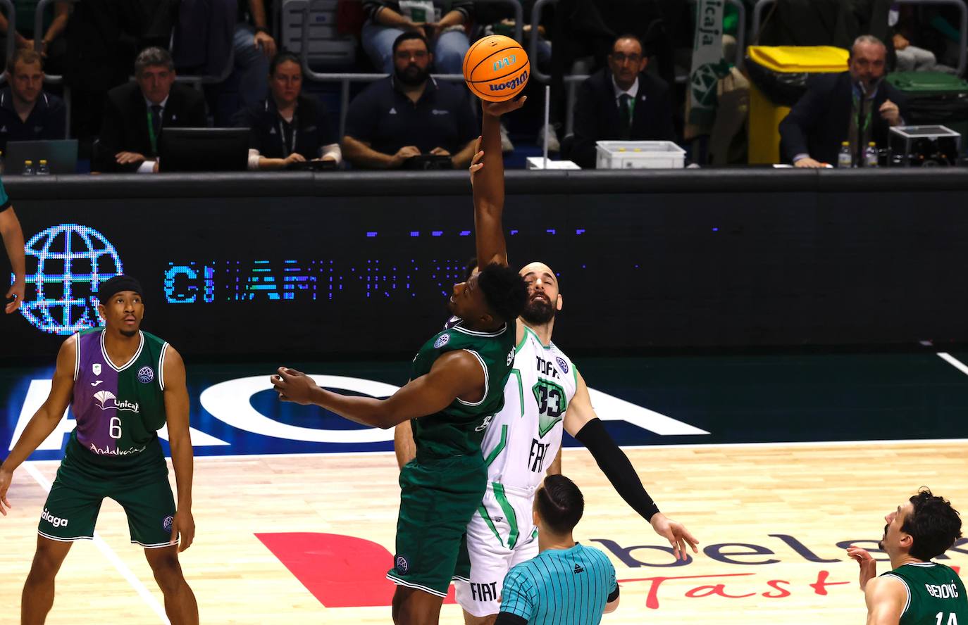 El Unicaja - Tofas Bursa, en imágenes