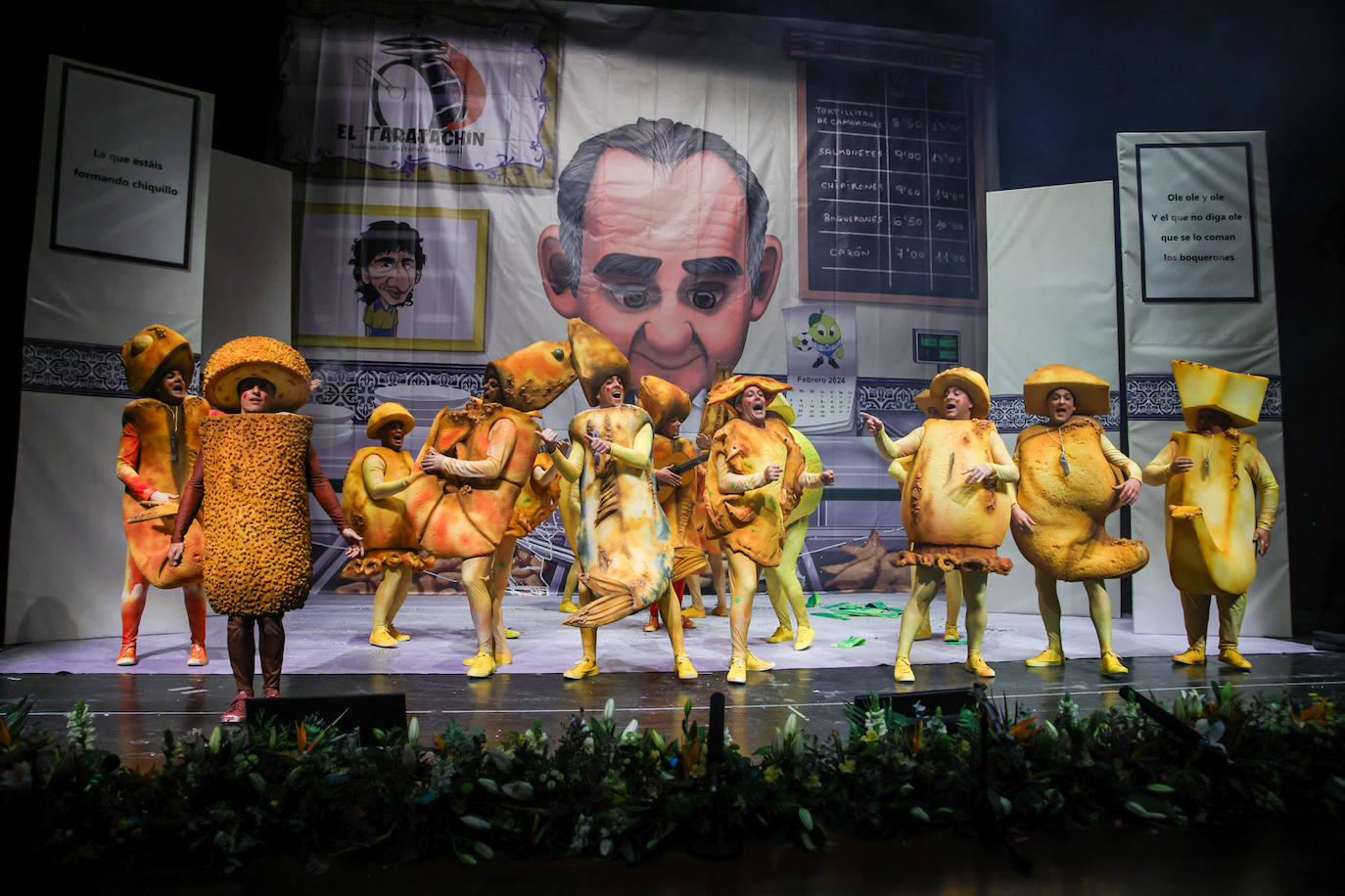 Murga 'Me tienes frito', de Roquetas de Mar