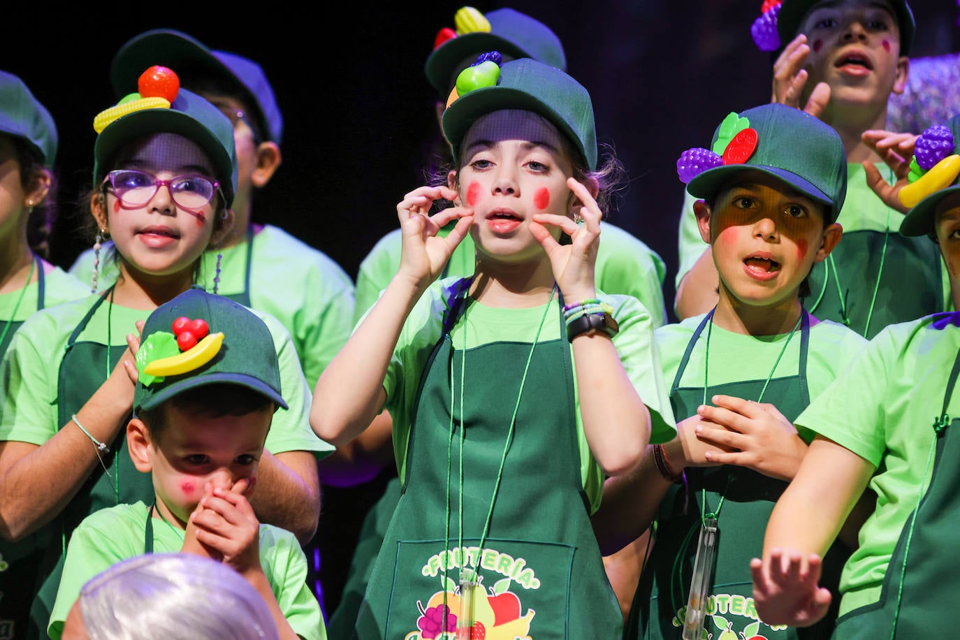 Murga infantil 'Venimos con lo puesto'