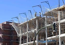 Málaga es la segunda provincia de España en la que mayor esfuerzo implica la compra de una vivienda