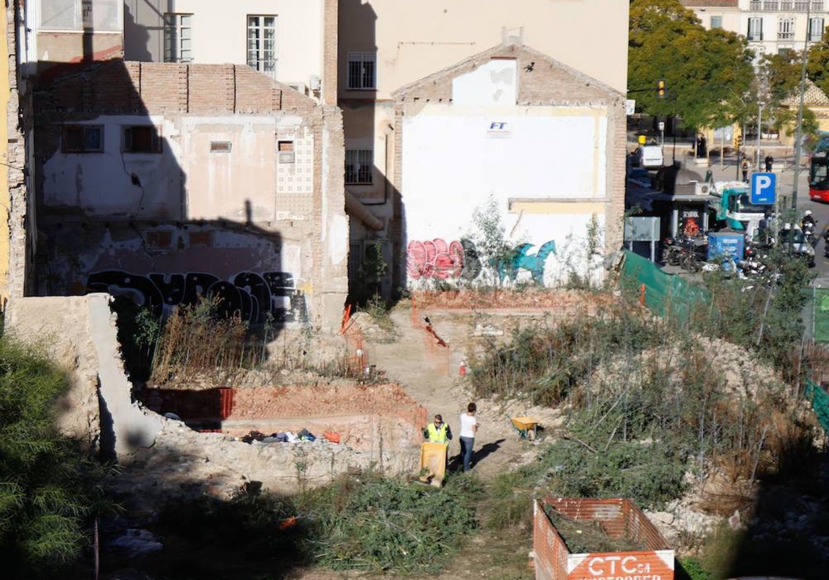 Las obras han comenzado con las labores de desbroce y señalización.