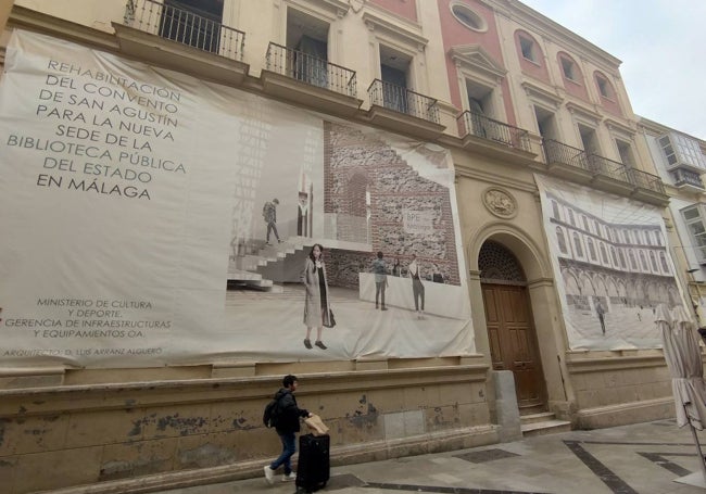 Fachada principal a calle San Agustín de la futura Biblioteca Pública del Estado.