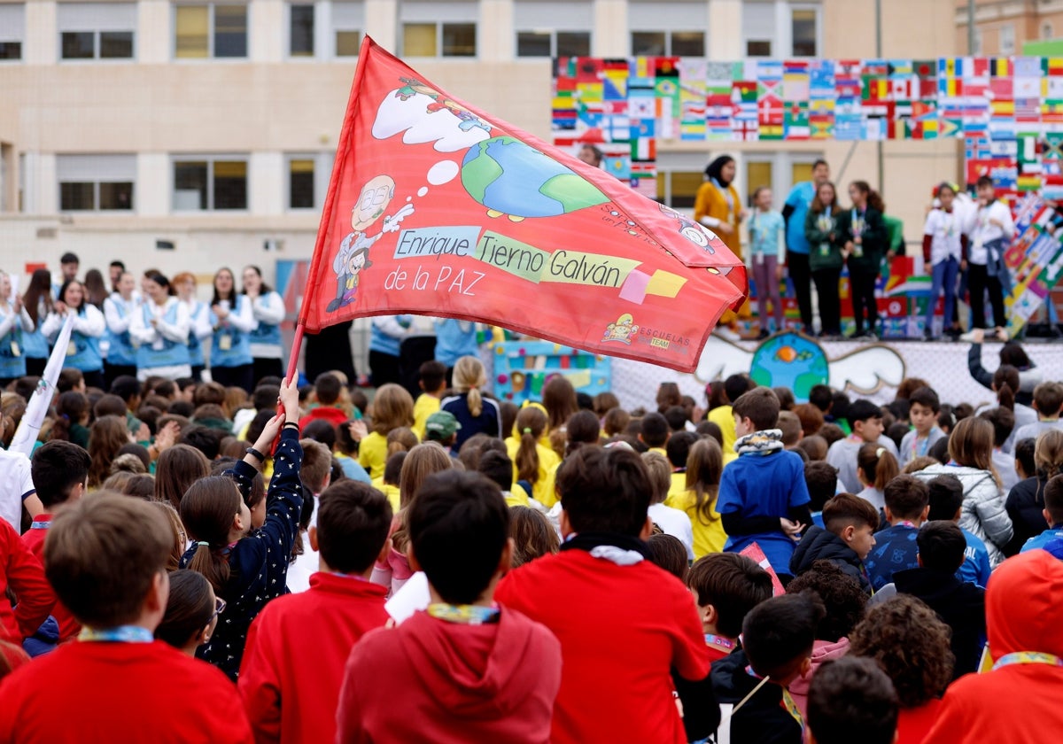 Los colegios del distrito Teatinos celebraron juntos el Día de la Paz.