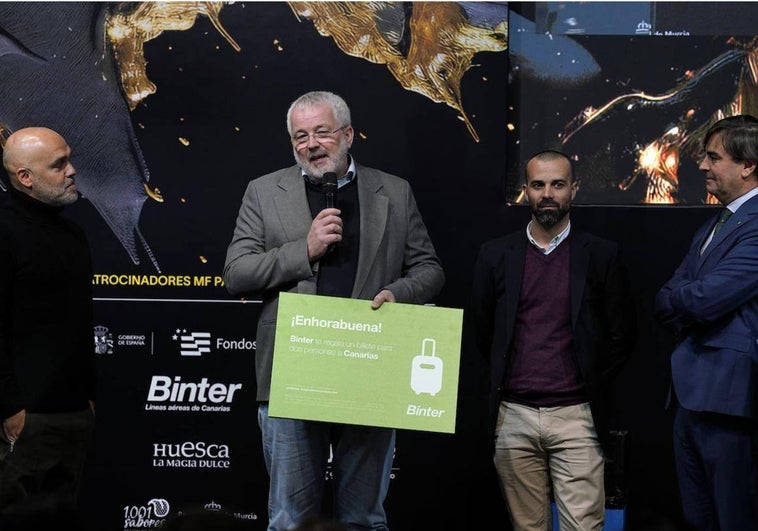 Lutz Bösing, en el momento de recoger el premio en Madrid Fusión.