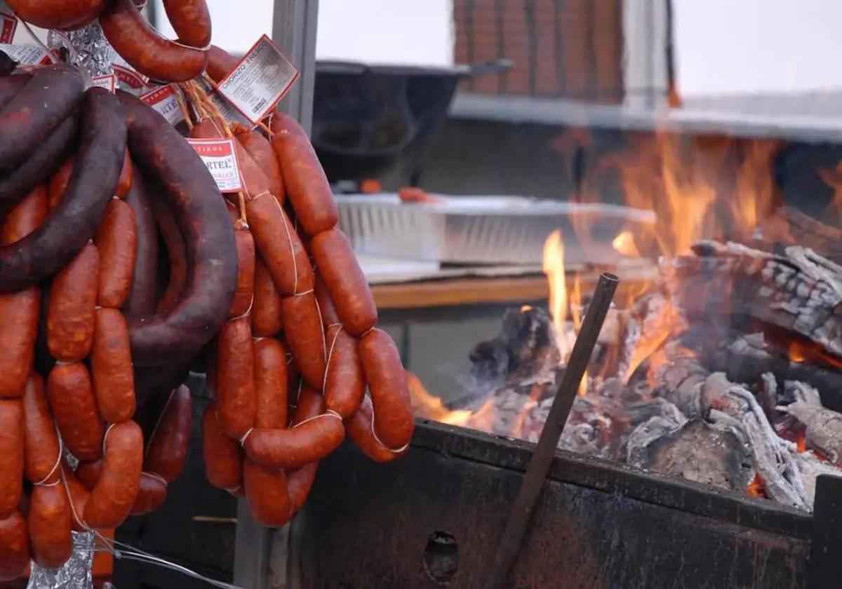 Ardales celebra este domingo su popular fiesta de la matanza.