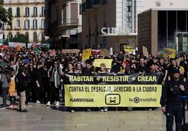 Así fue la manifestación en Málaga en defensa de La Invisible