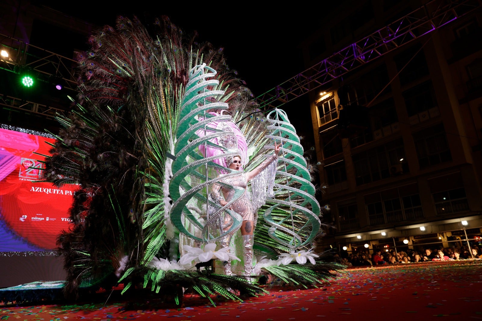 El Carnaval de Málaga se traslada a la calle con el pregón y la elección de los Dioses