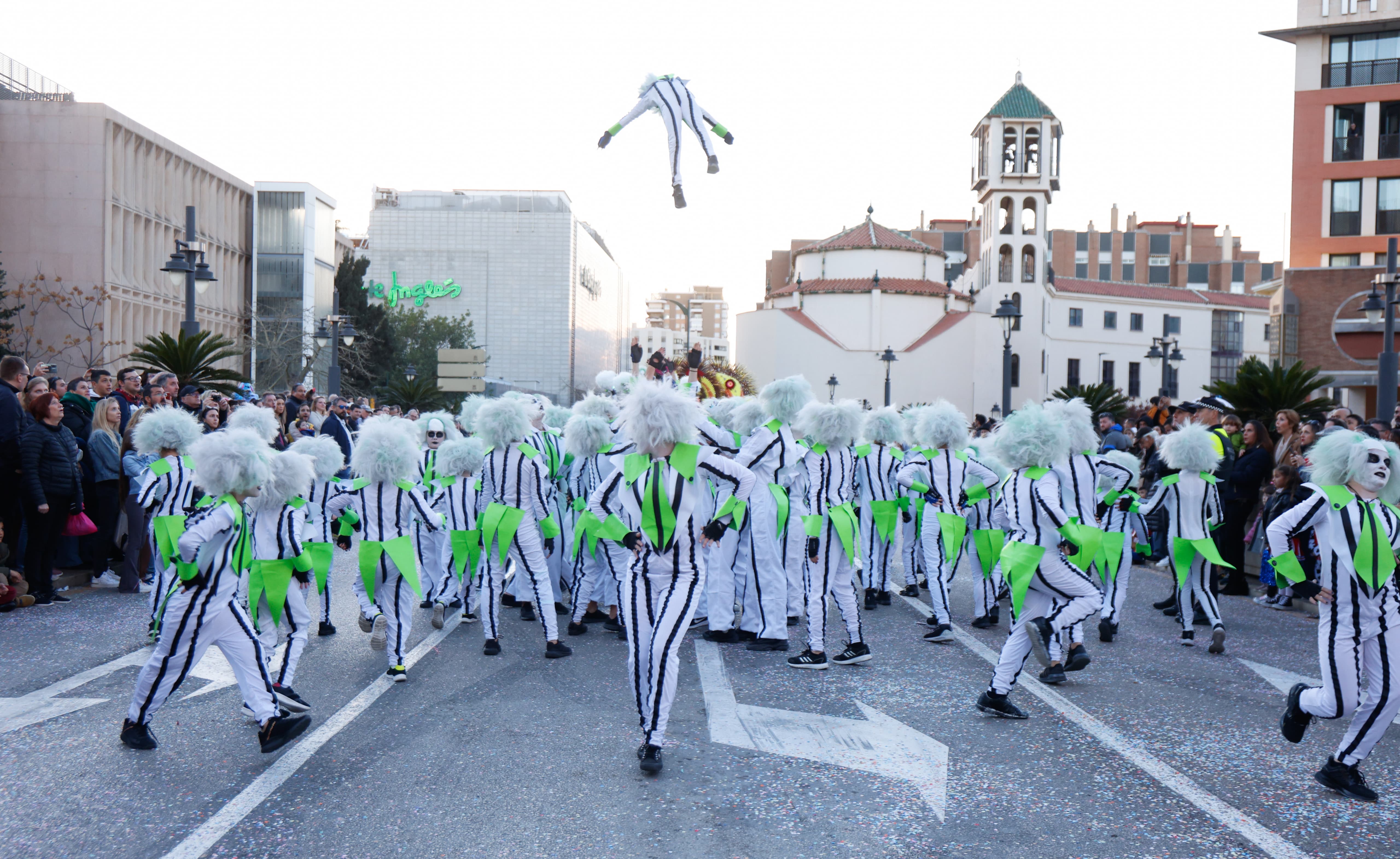 Las mejores imágenes del desfile del Carnaval de Málaga 2024