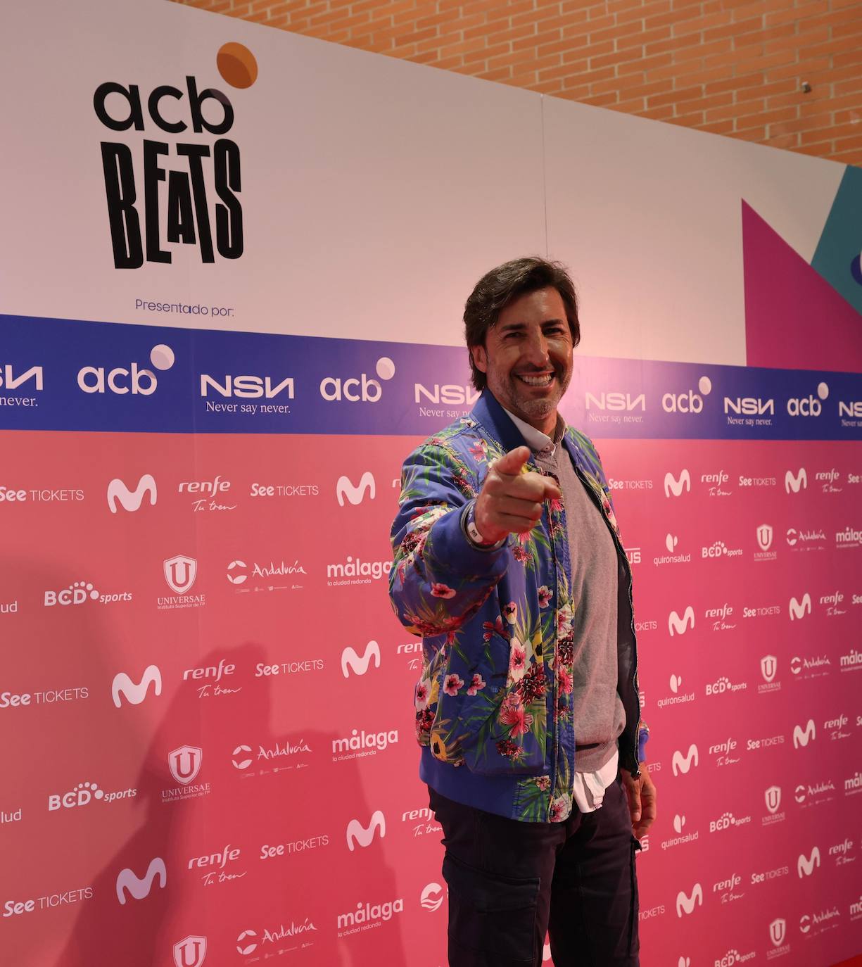 Algunos de los invitados que pasaron por el Martín Carpena para disfrutar del concierto