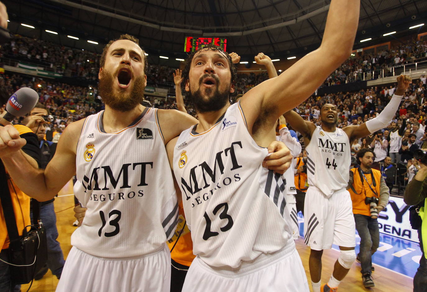 Otra gran oportunidad para el Unicaja, comandado por Joan Plaza, que terminó en decepción al perder en cuartos ante el Zaragoza. El Real Madrid fue campeón con un espectacular triple decisivo de Llull en el último segundo