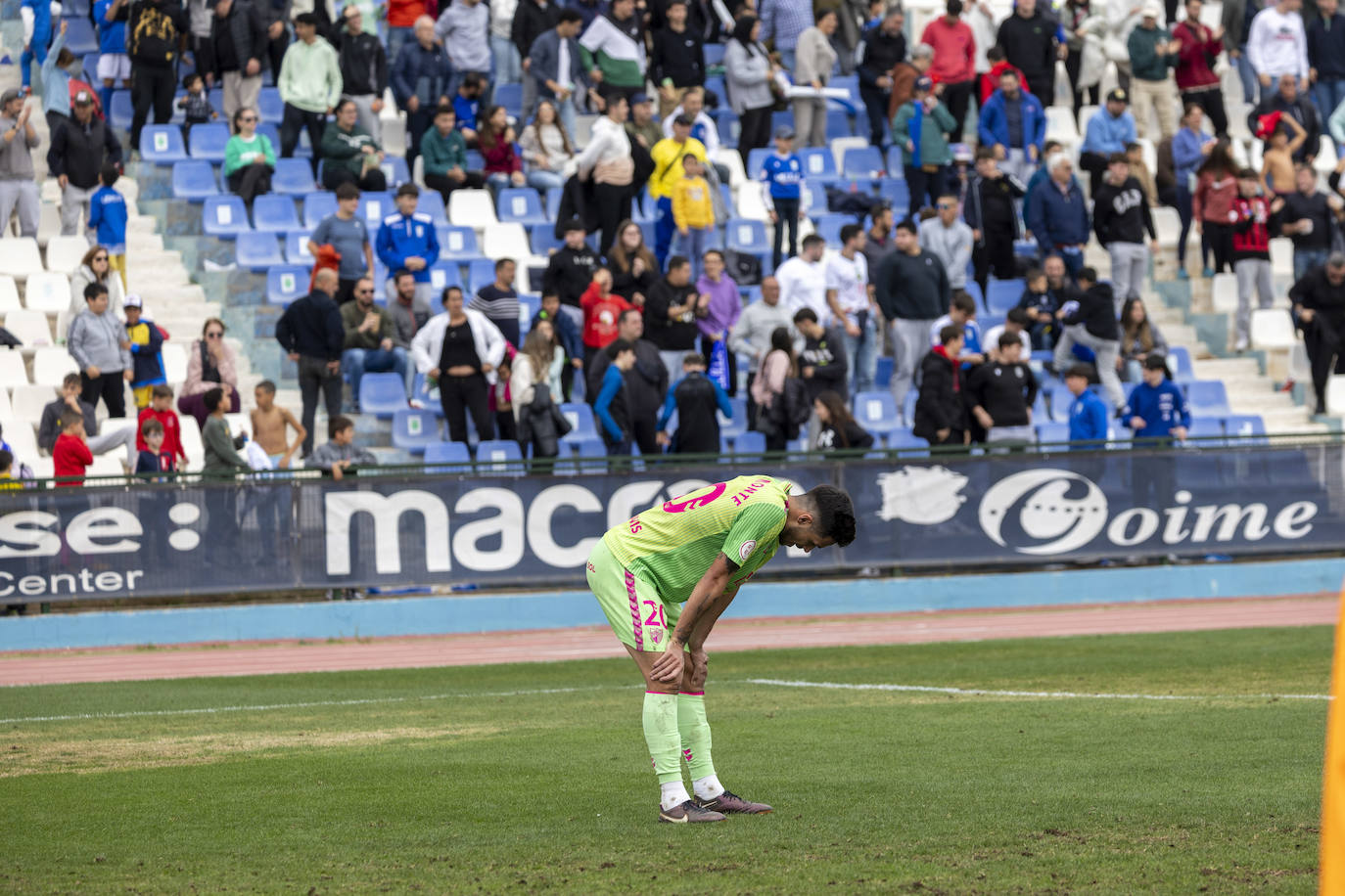 Las mejores imágenes del Melilla-Málaga