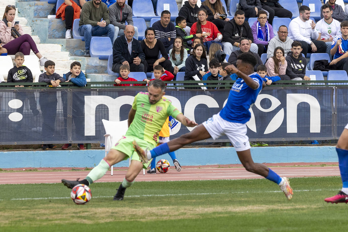 Las mejores imágenes del Melilla-Málaga