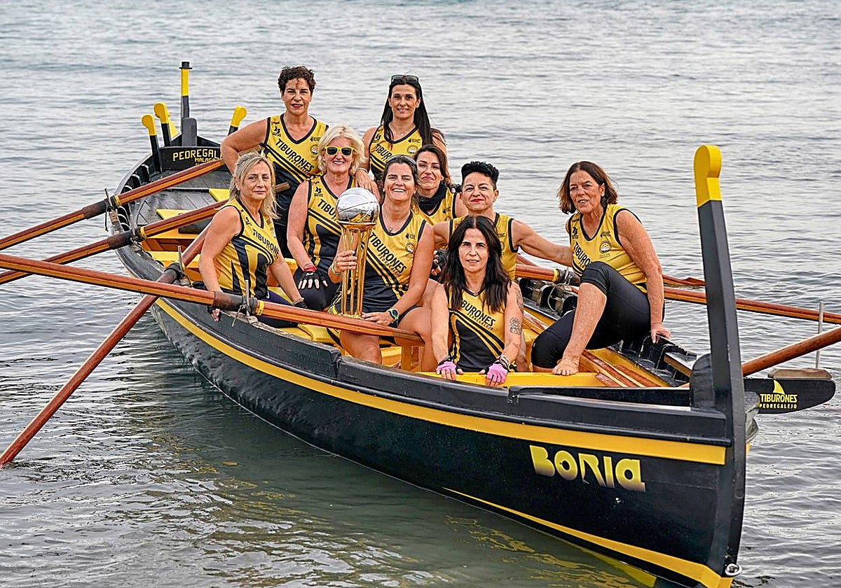 El trofeo de la Copa del Rey se pasea por Málaga