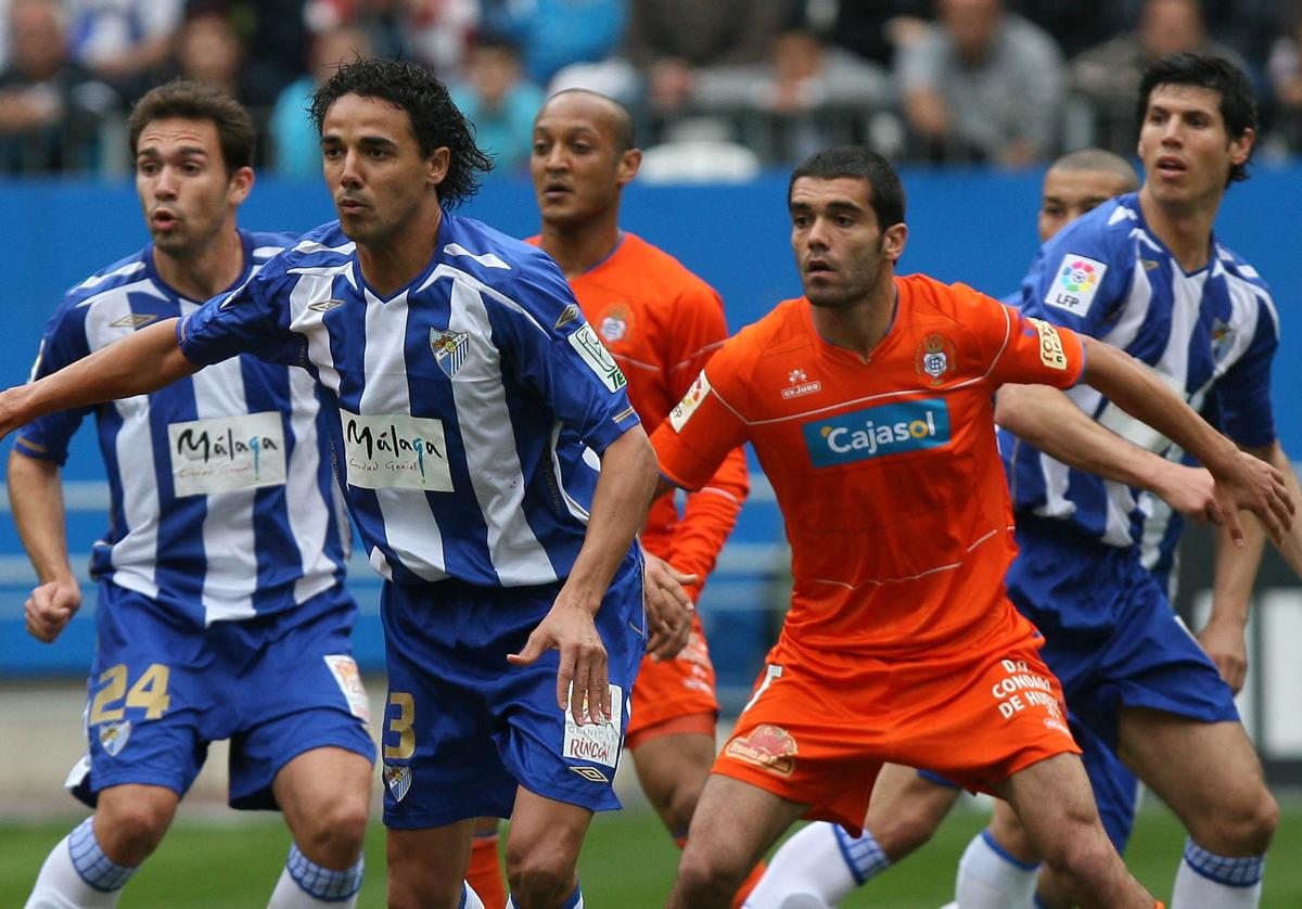 Imagen del último Málaga-Recreativo de Huelva en La Rosaleda, hace 15 años.