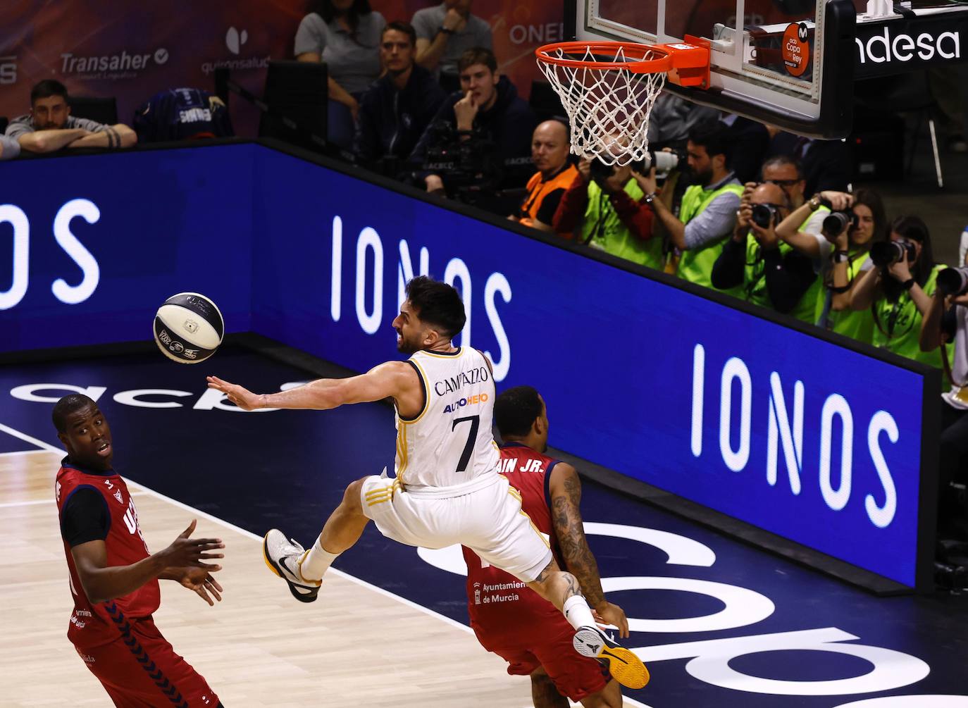 El Real Madrid- UCAM Murcia abrió la Copa del Rey 2024