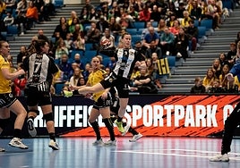 El Costa del Sol, pie y medio fuera de Europa