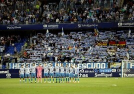 Panorámica de la grada de animación de La Rosaleda en el Málaga-Castilla, el día con más asistencia en el estadio (25.561 espectadores) en lo que va de temporada.