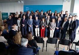 Foto de familia con los integrantes del Cluster de Ciberseguridad de Andalucía.